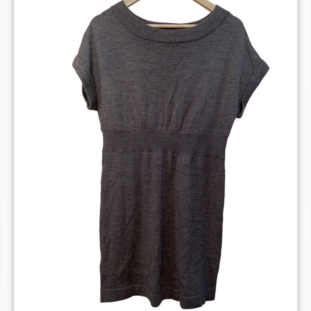 ANN Taylor Short Sleeve Soft Wool Blend Sweater Dress with Tag Size Medium